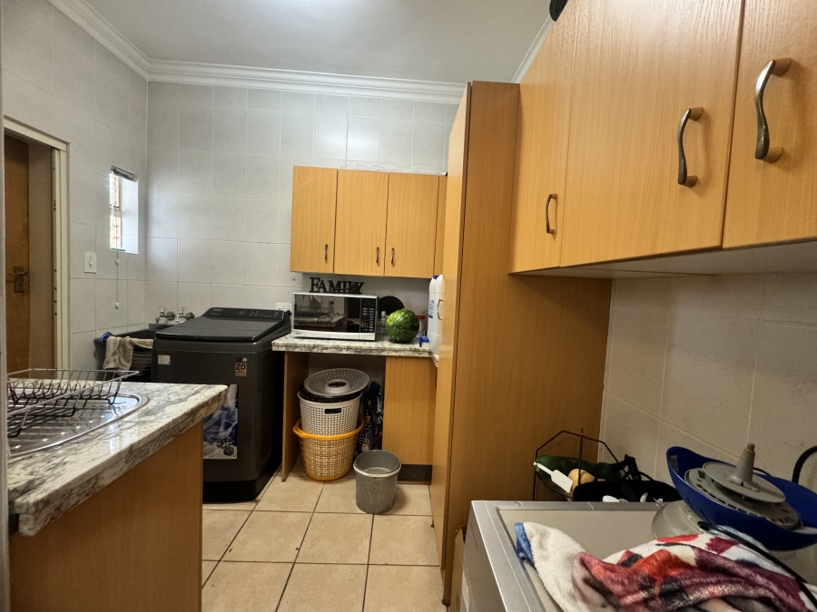 To Let 3 Bedroom Property for Rent in Flamwood North West